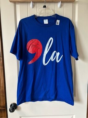 NWT Blue Graphic Men’s T‑Shirt with Red Accent